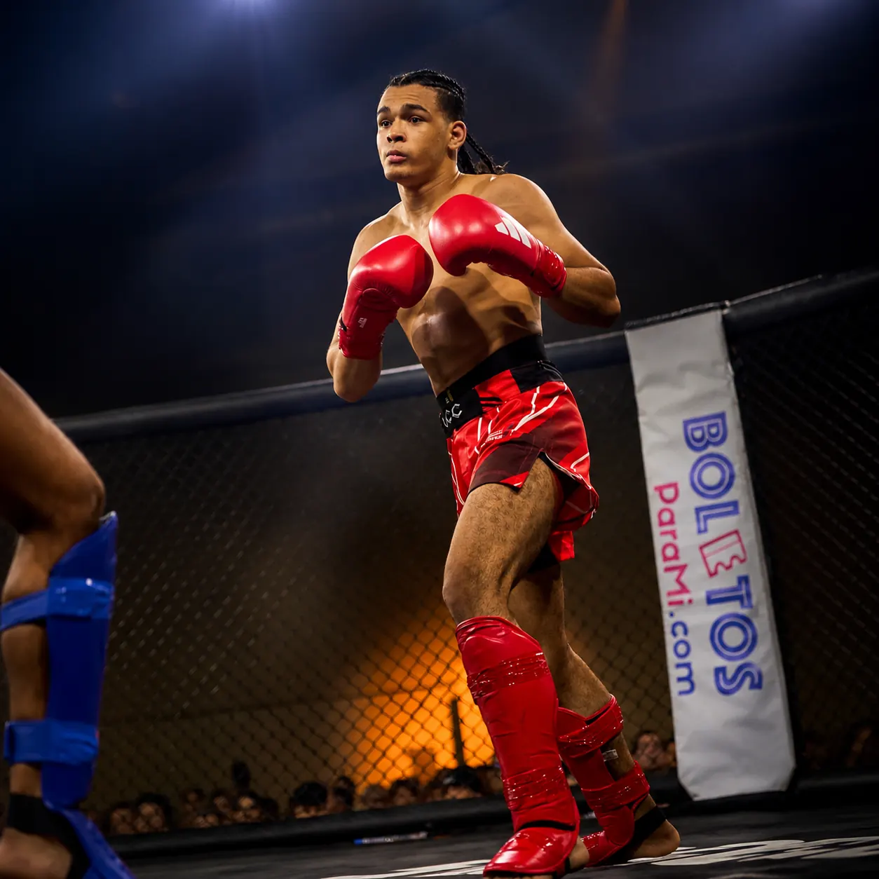 Deportista de artes marciales con el jabón artesanal Mat Defence