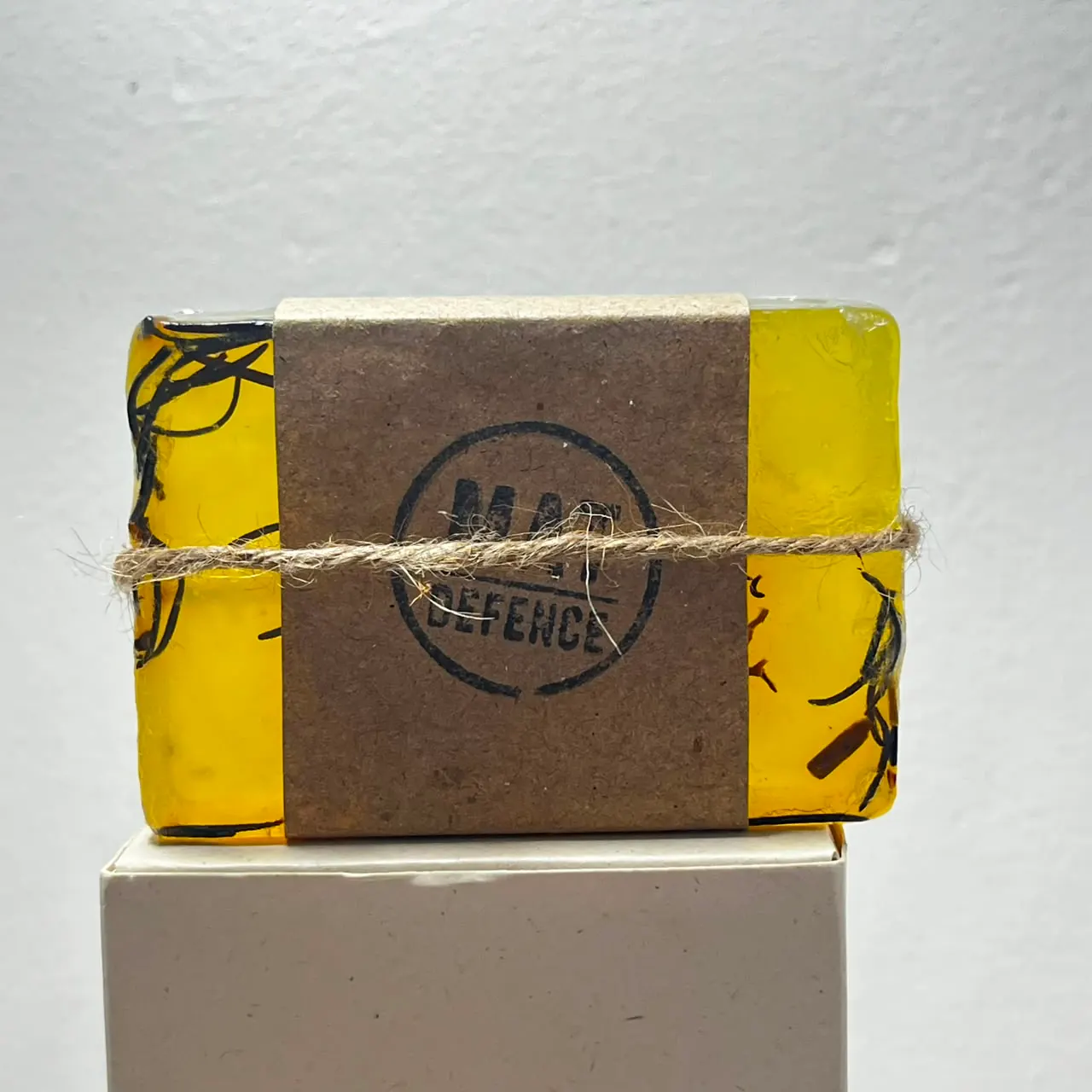 Mat Defence Grande, jabón artesanal de 120 g con árbol de té y romero